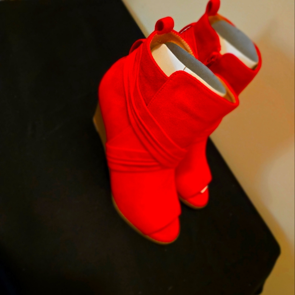 Journee Womens Sabeena Inside Zip Open Toe Wedge Booties 7.5 NEW